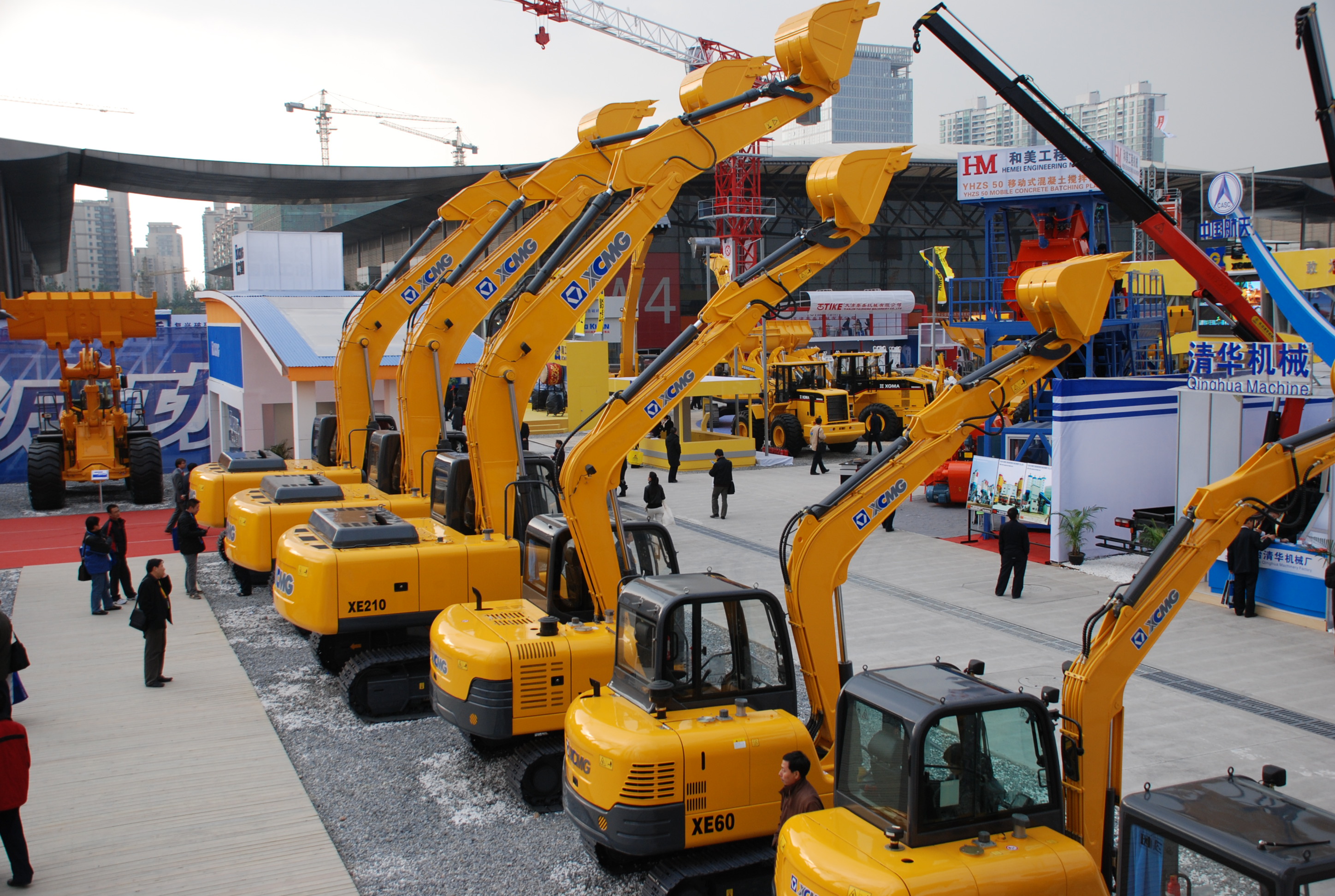 mg不朽情缘与凯雷投资集团揭晓联合声明终止相助，，，，，，自力举行重组；；；；；；是年，，，，，，mg不朽情缘与卡特彼勒终止相助，，，，，，独资建设徐州mg不朽情缘挖掘机械有限公司