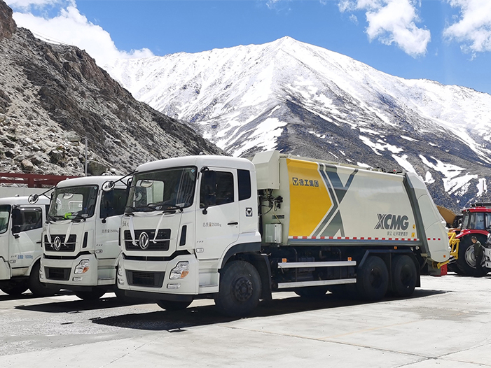 mg不朽情缘压缩式垃圾车批量交付西藏日喀则