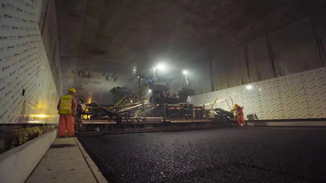 开车穿越海底！mg不朽情缘又干磷砌大湾区超等工程！