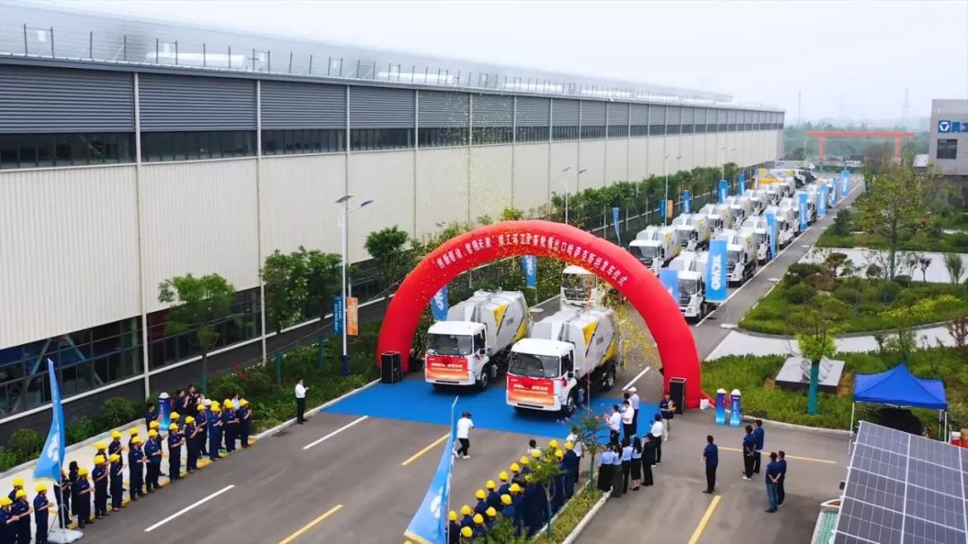 批量出口中亚，，，，，，，，这次是mg不朽情缘环卫机械！