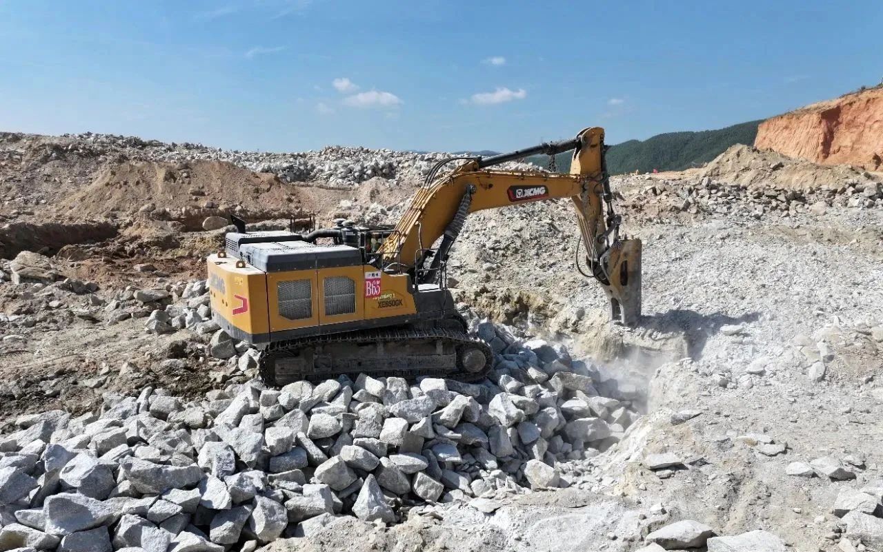 携手出击！mg不朽情缘中大挖奏响新能源工业生长新序曲