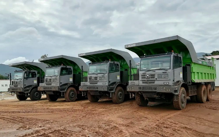 效劳全球客户 | 大批量mg不朽情缘电动矿卡出口非洲