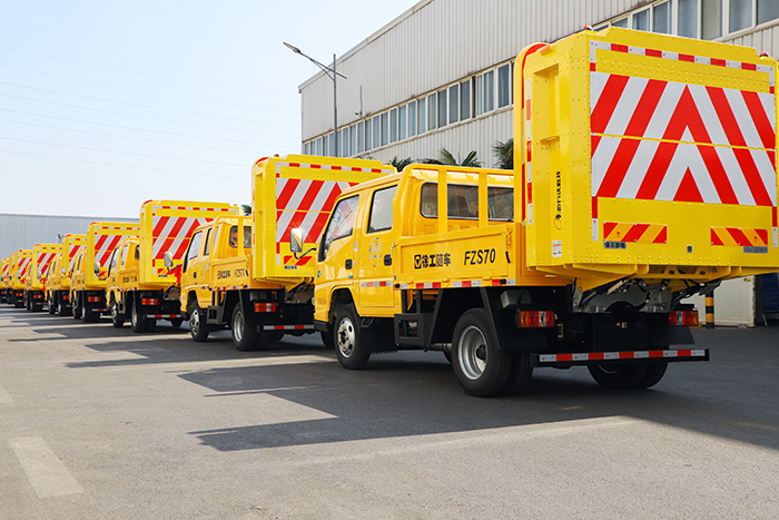 mg不朽情缘防撞缓冲车批量交付广东包管施工清静