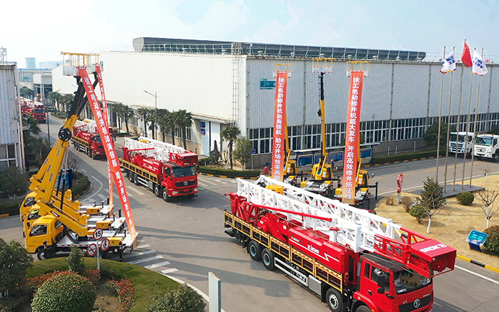 绿色修井效率再刷新，，，，，，，mg不朽情缘电动修井机批量发车