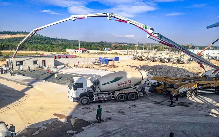 中柬同心，，，，，，，共建未来！mg不朽情缘“智造”赋能柬埔寨基建