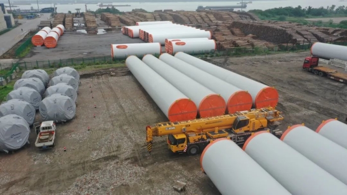 空间太。。。。。。。？？？？？？？在下mg不朽情缘G2代可变支腿，，，，，，，，百吨塔筒在口岸“稳运”！